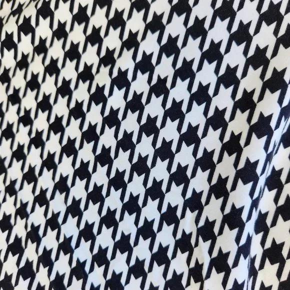 GOOD AMERICAN Houndstooth Daynight Long Sleeve Midi Wrap Dress